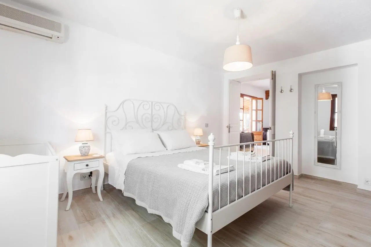 Villa Can Garu - Beautiful Villa Walking Distance To Puerto Pollensa 0*, Port de Pollenca Spain